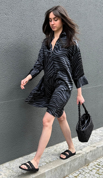 Dress Taki Zebra flannel/black