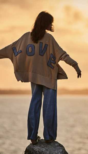 Oversize Sweatshirt Kriz caramel