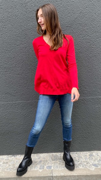 Square Hem V-Neck Red Hot