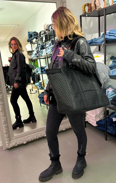 Oversized East West Tote Myllow heritage black