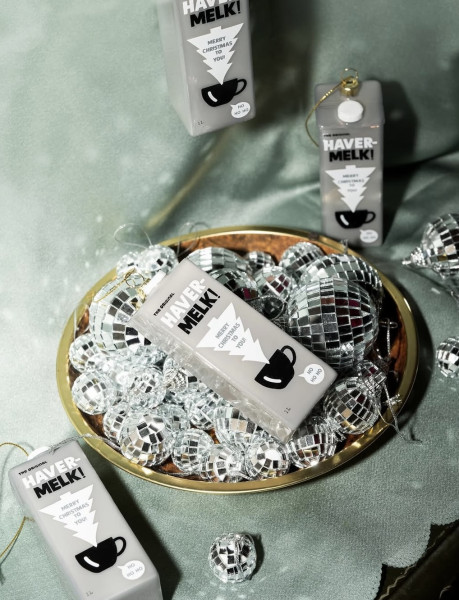 Hafermilch Baumschmuck