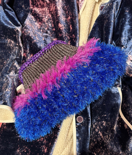 Tuy Yarn Cloutch Blue/Lilac Tuy Yarn Cloutch Blue/Lilac