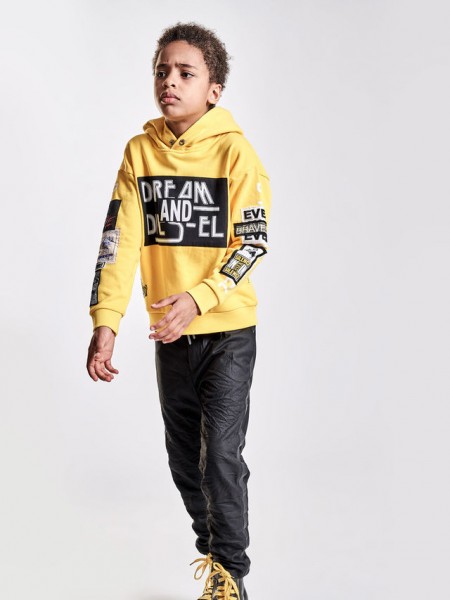 Sjackwa over Yellow