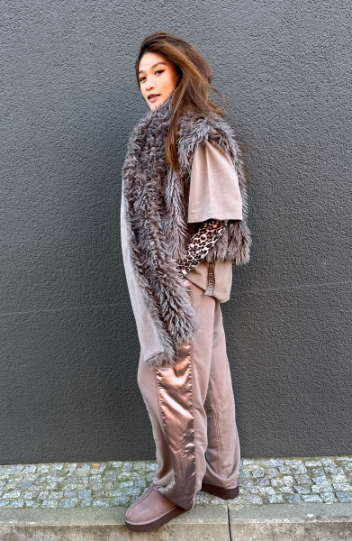 Furry Scarf moonrock