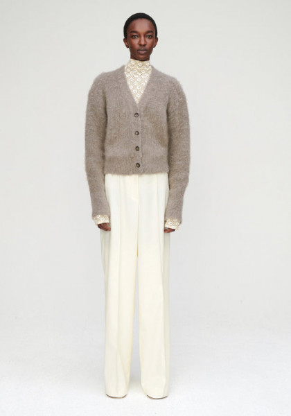 Cardigan clay
