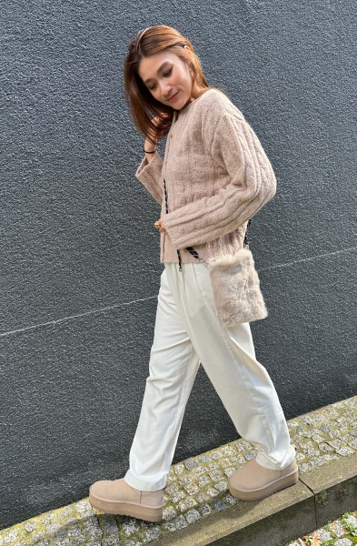 Jumper camel