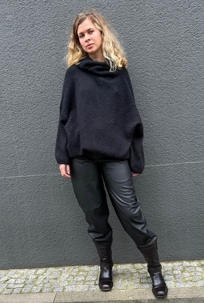 Ballonhose Veganes Leder black
