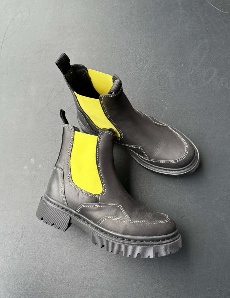 Boots Black/Yellow