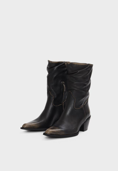 Adley Antique black