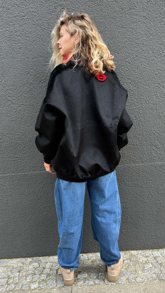 Carry Fur Lip black