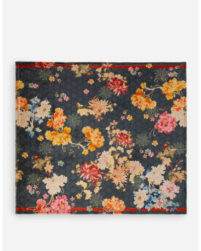 Vorschau: Clara Embroidered Velvet Cozy Blanket Multi Vorschau: Clara Embroidered Velvet Cozy Blanket Multi