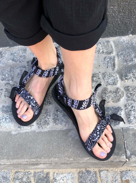 Trekky Sandals black