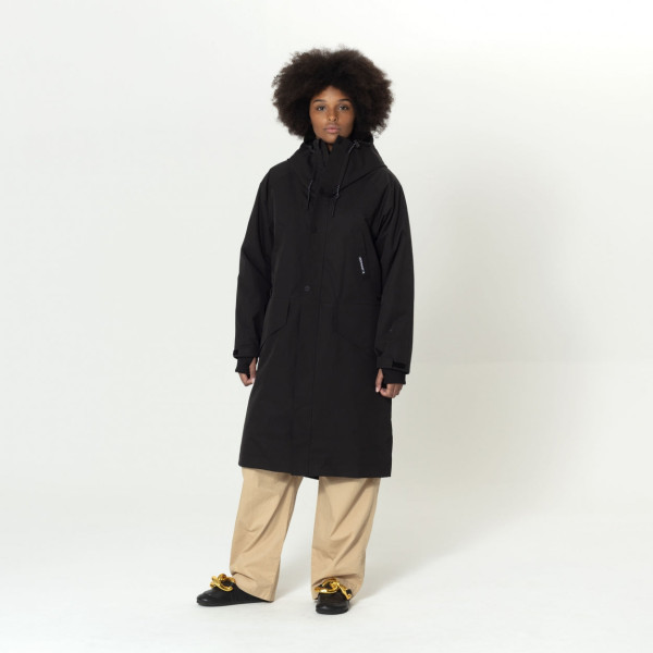 Cold Winter deep black