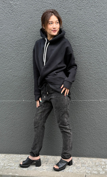 OTS Twisted Hoody black